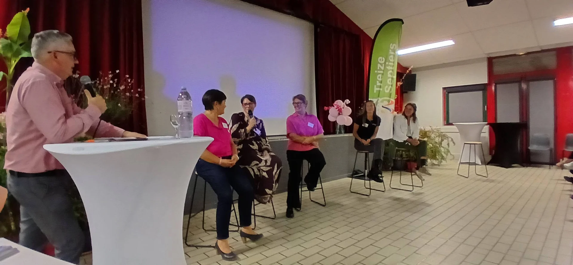 conference TS 4